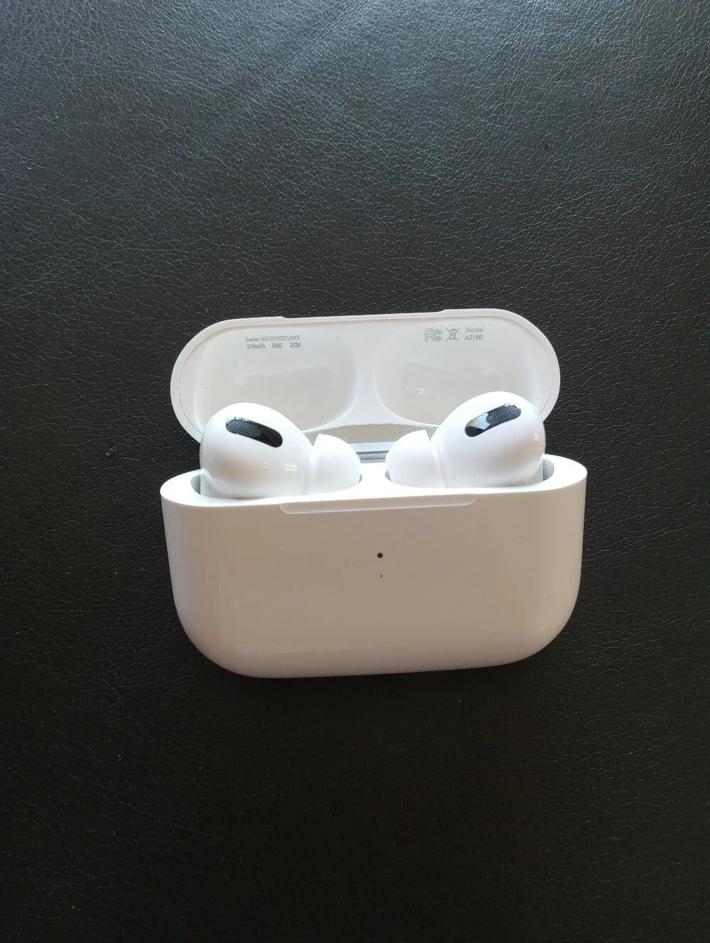 Apple AirPods Pro Earbuds in White with Charging Case